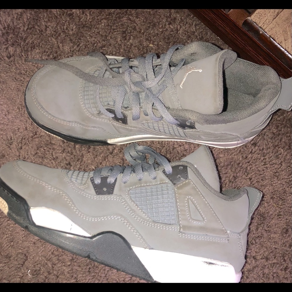 COPY - Boys Retro Jordan 4 Size 3